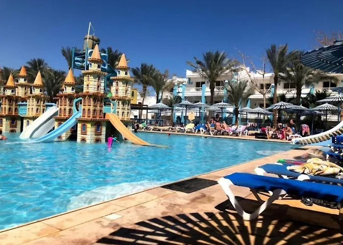 Mirage Bay & Aqua Park - La Vista 5*